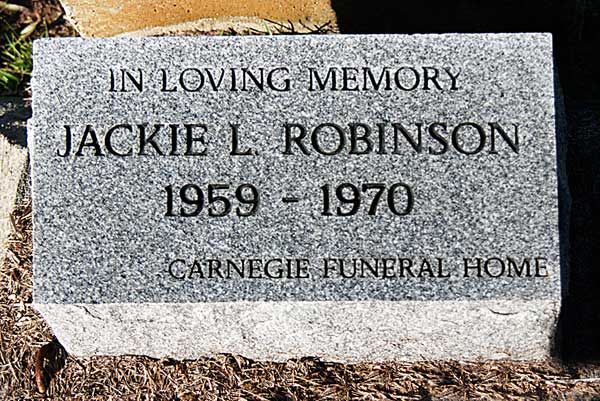 Jackie L. Robinson Gravestone Photo