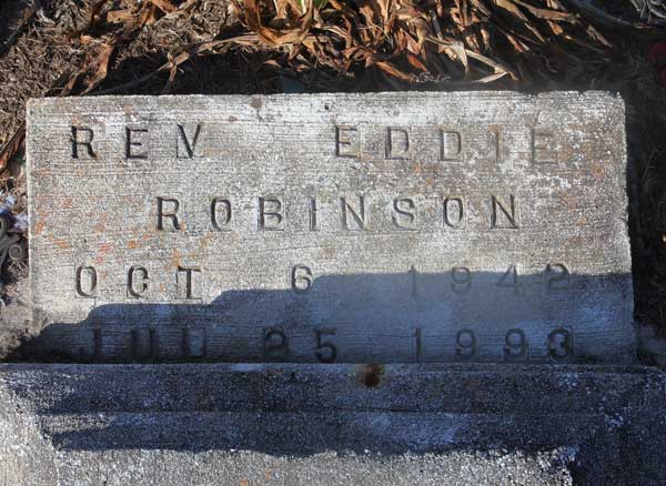 Rev. Eddie Robinson Gravestone Photo