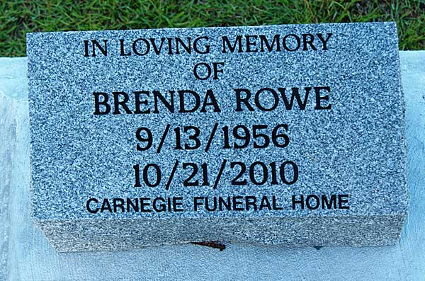 Brenda Rowe Gravestone Photo