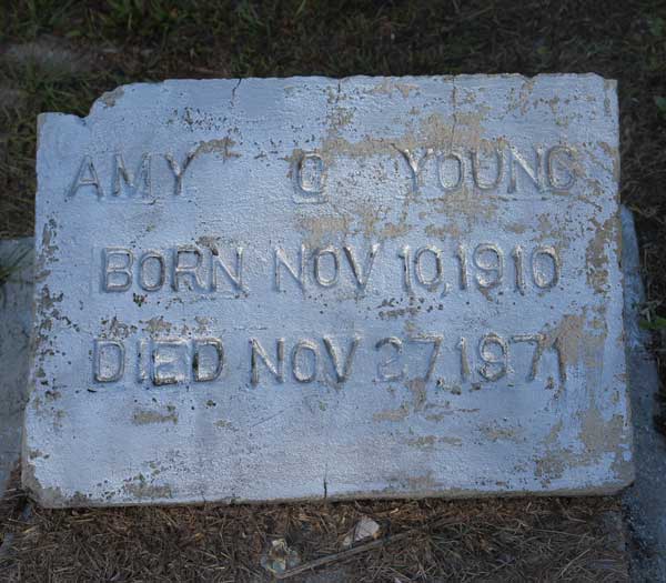 Amy O Young Gravestone Photo