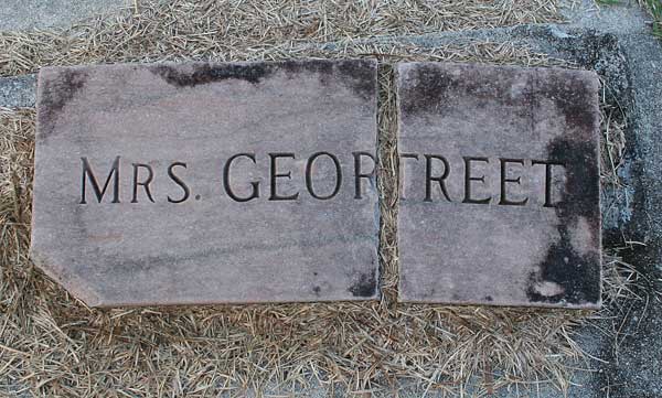 Mrs. Geor*treet Gravestone Photo