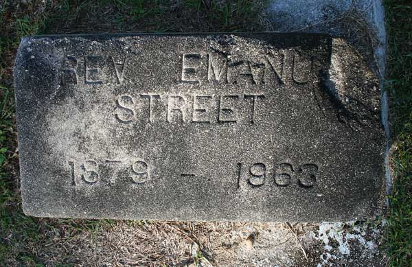 Rev. Emanuel Street Gravestone Photo