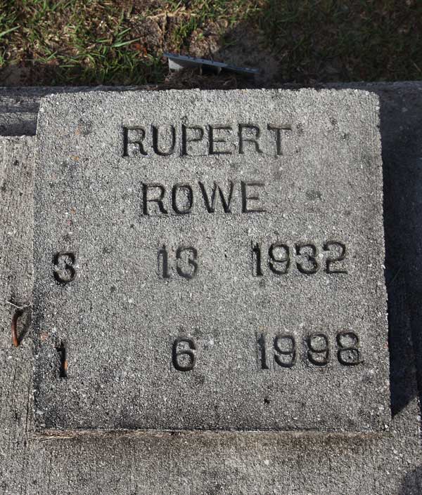 Rupert Rowe Gravestone Photo