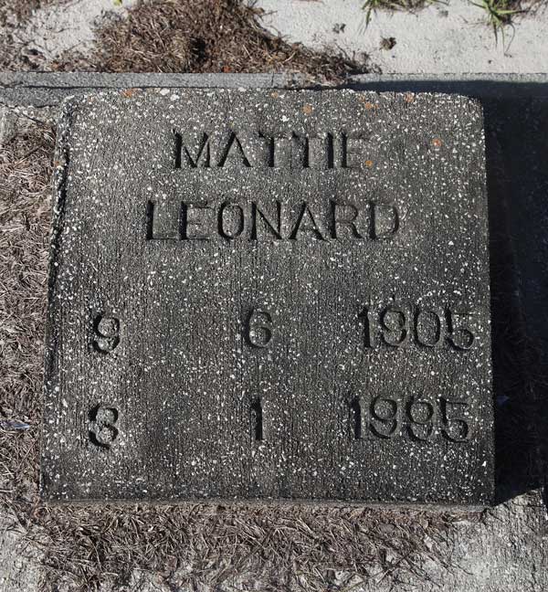 Mattie Leonard Gravestone Photo