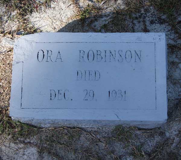 Ora Robinson Gravestone Photo