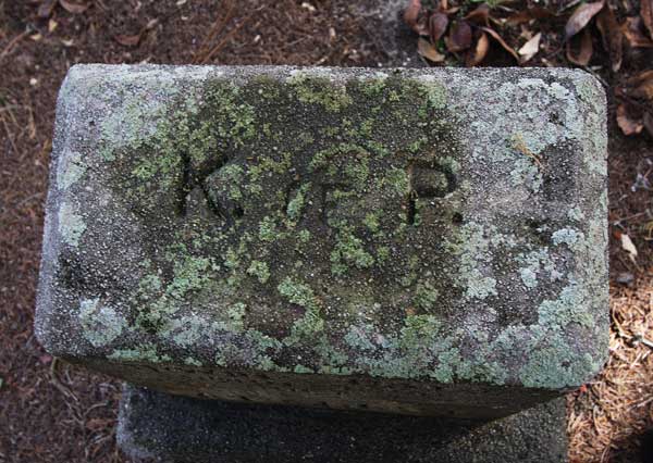  Days stone Gravestone Photo