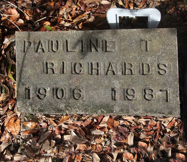 Pauline T. Richards Gravestone Photo