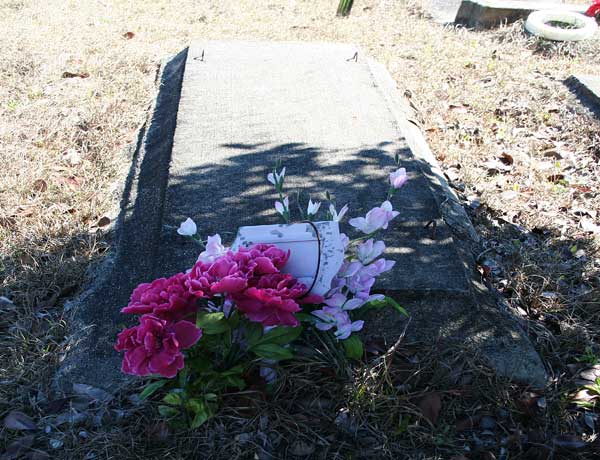  Unknown Gravestone Photo