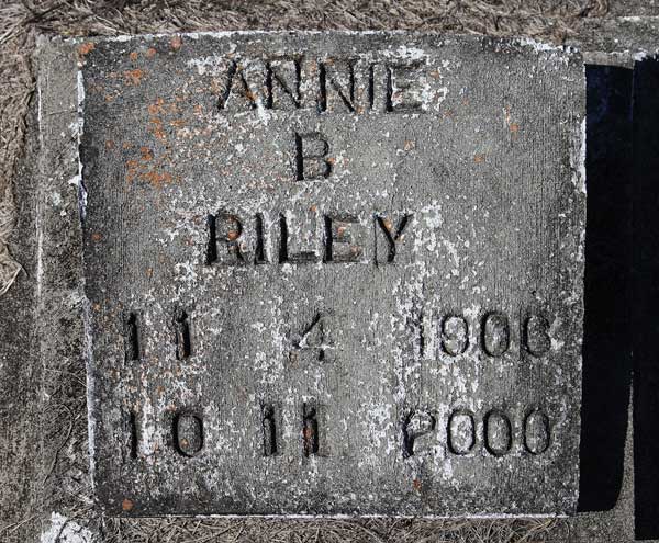 Annie B. Riley Gravestone Photo