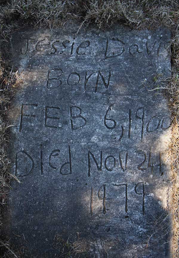Jessie Davis Gravestone Photo