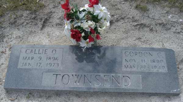 Callie O. & Gordon G. Townsend Gravestone Photo