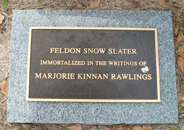 Feldon Snow Slater Gravestone Photo