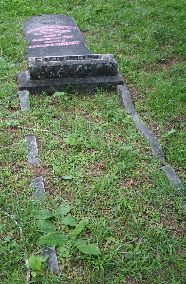 Harriet Hasseltine Edwards Gravestone Photo