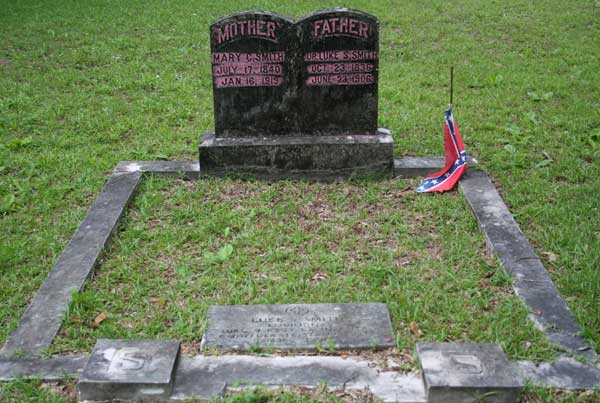Mary C. & Dr. Luke S. Smith Gravestone Photo