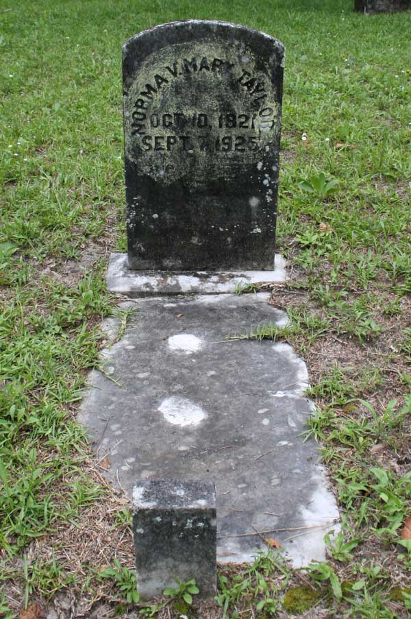 Norma V. Mary Taylor Gravestone Photo