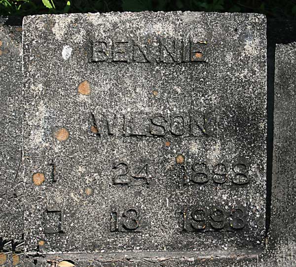 Bennie Wilson Gravestone Photo