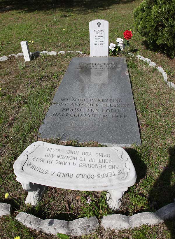 Flozell Ross Gravestone Photo