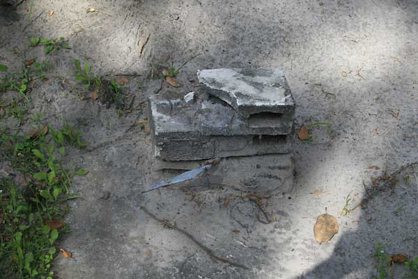 Unknown Gravestone Photo