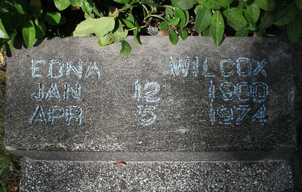 Edna Wilcox Gravestone Photo