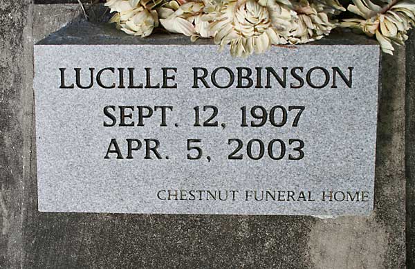 Lucille Robinson Gravestone Photo