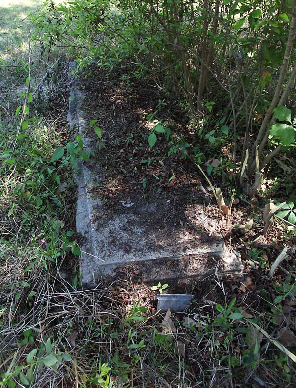  Unknown Gravestone Photo