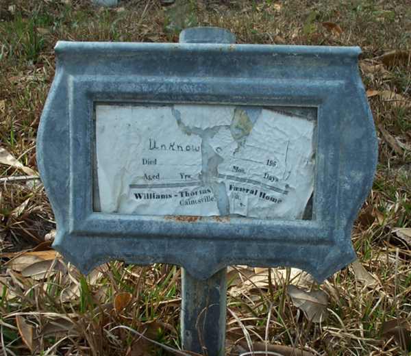  Unknown Gravestone Photo