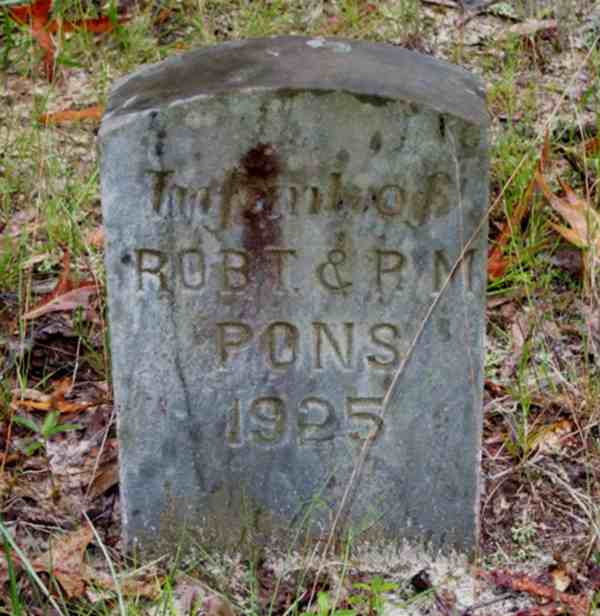 Baby Pons Gravestone Photo